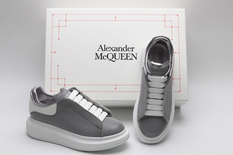 ALEXANDER MCQUEEN SNEAKER
