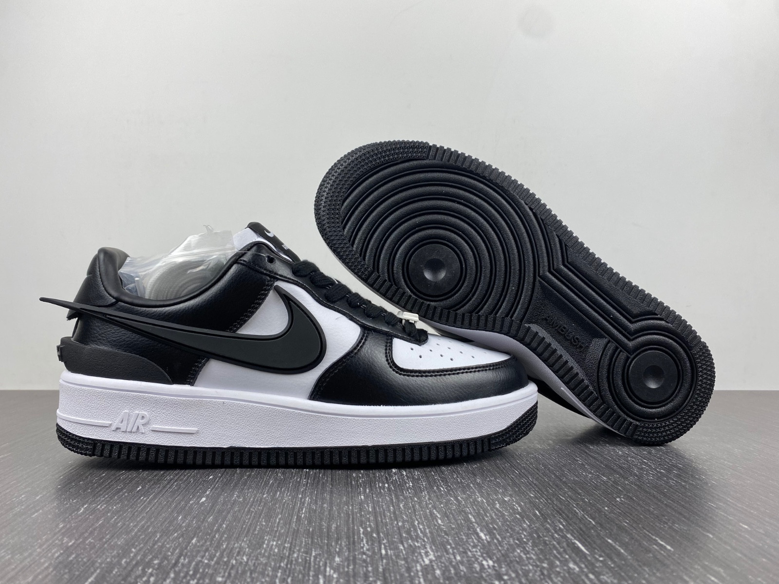 Nike x AMBUSH Air Force 1 Low Black / Phantom DV3464-007