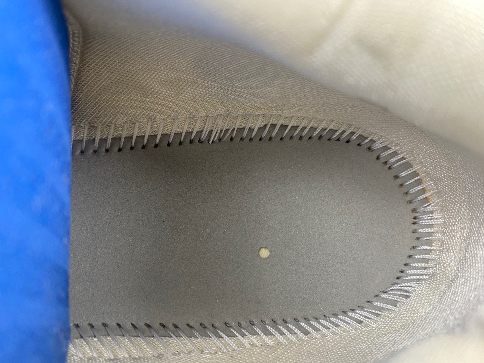 NIKE KOBE 5 PROTRO UNDEFEATED RICE WHITE DB4796-101