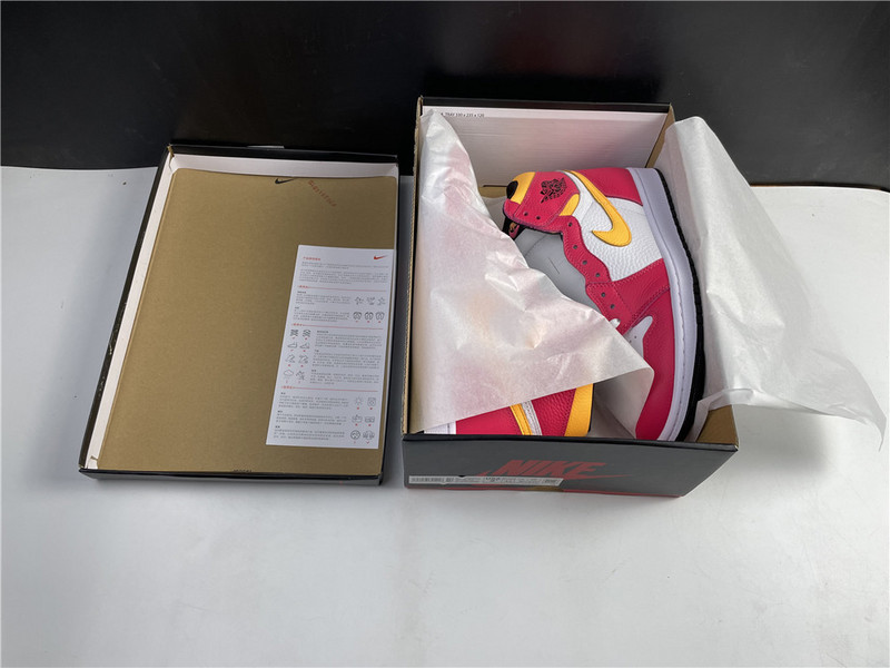 Air Jordan 1 High OG“Light Fusion Red” 555088-603
