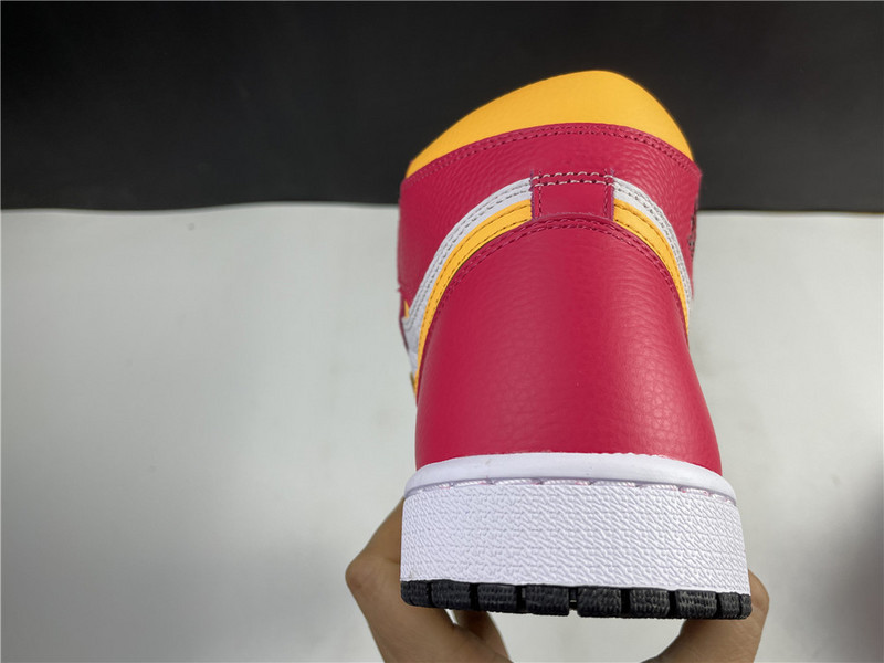 Air Jordan 1 High OG“Light Fusion Red” 555088-603