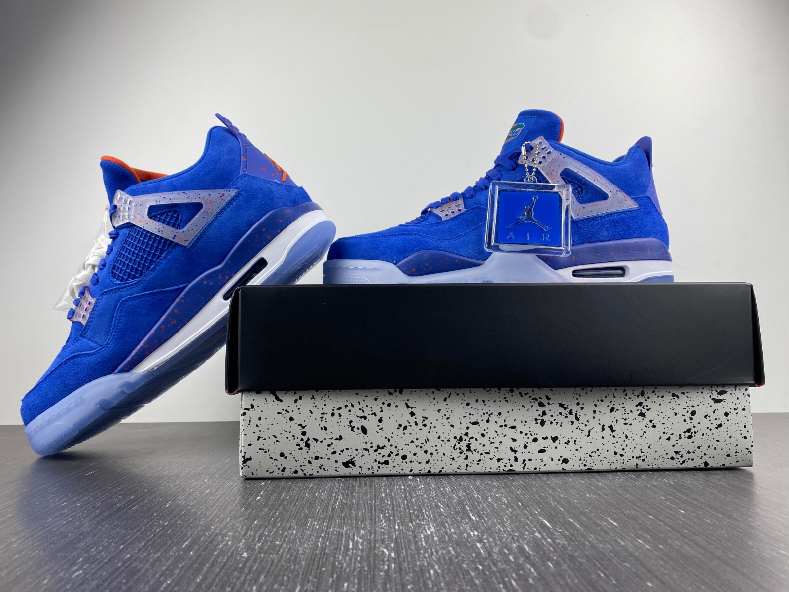 Jordan 4 Retro Florida Gators (PE) AJ4-904283