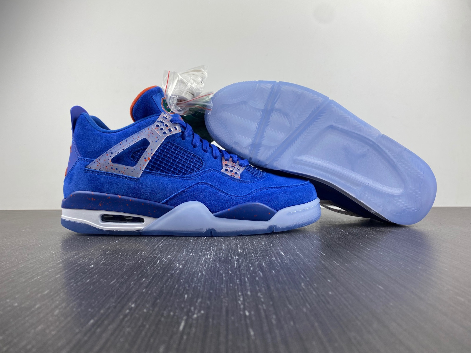 Jordan 4 Retro Florida Gators (PE) AJ4-904283