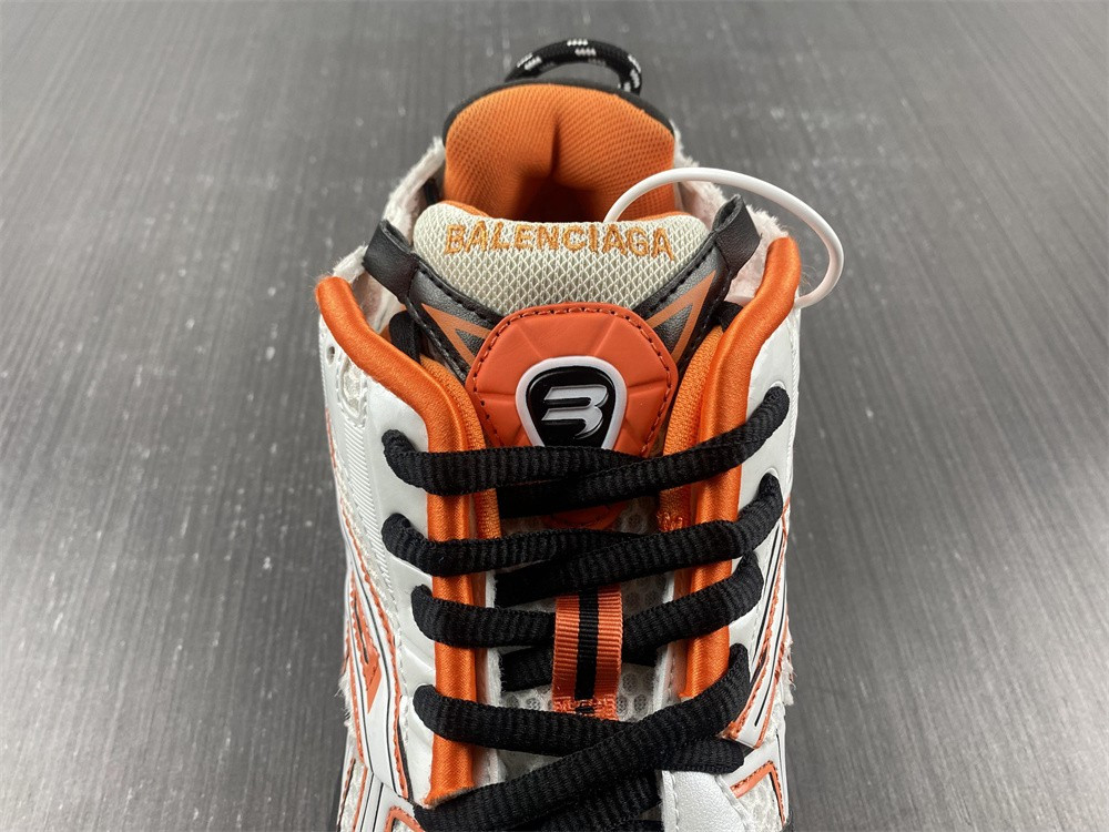 Ba*len*cia*ga runner 677403 w3rb7 9051