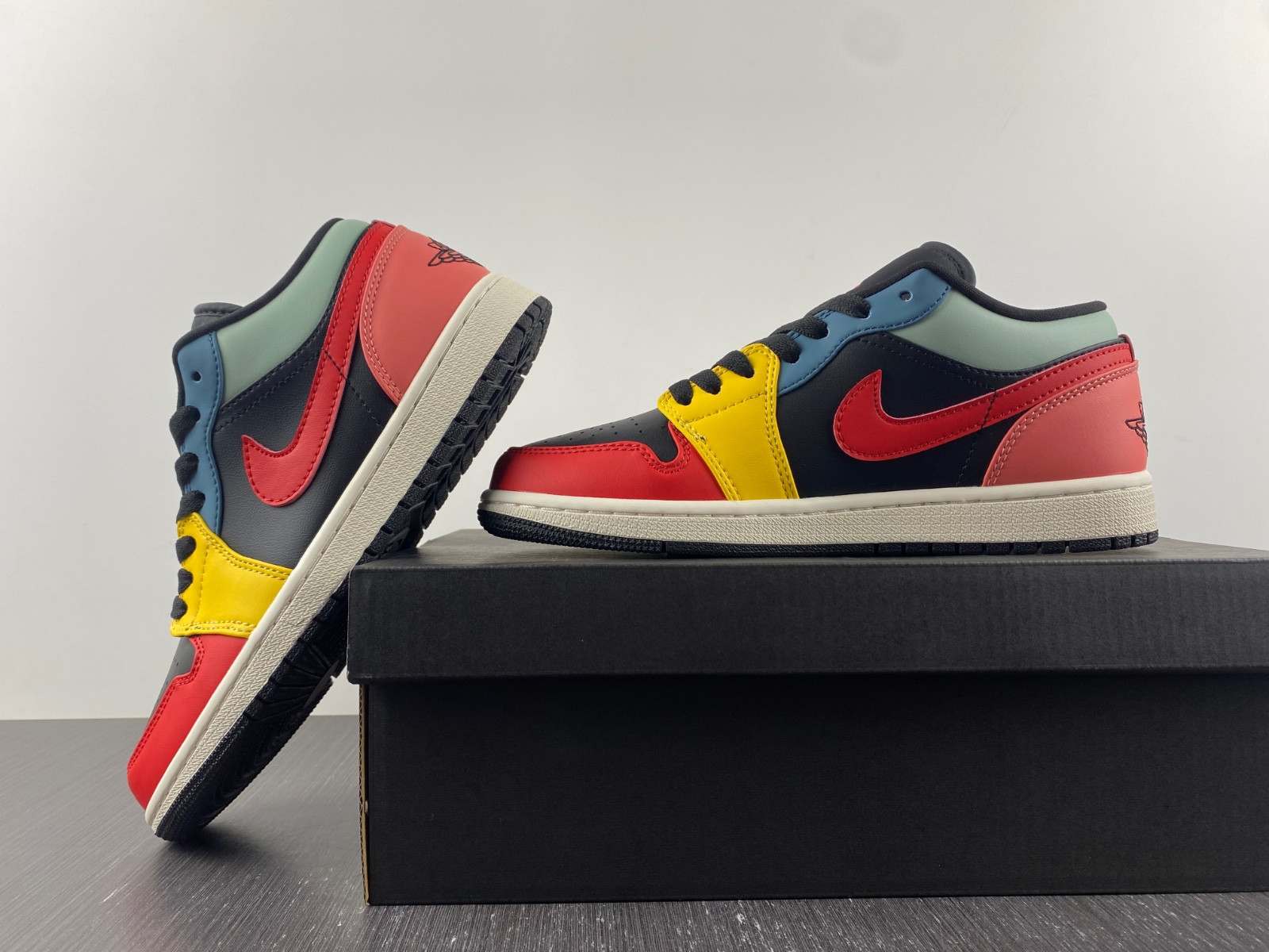 Air Jordan 1 Low SE Black Multi-Color (W) - DN3739-060