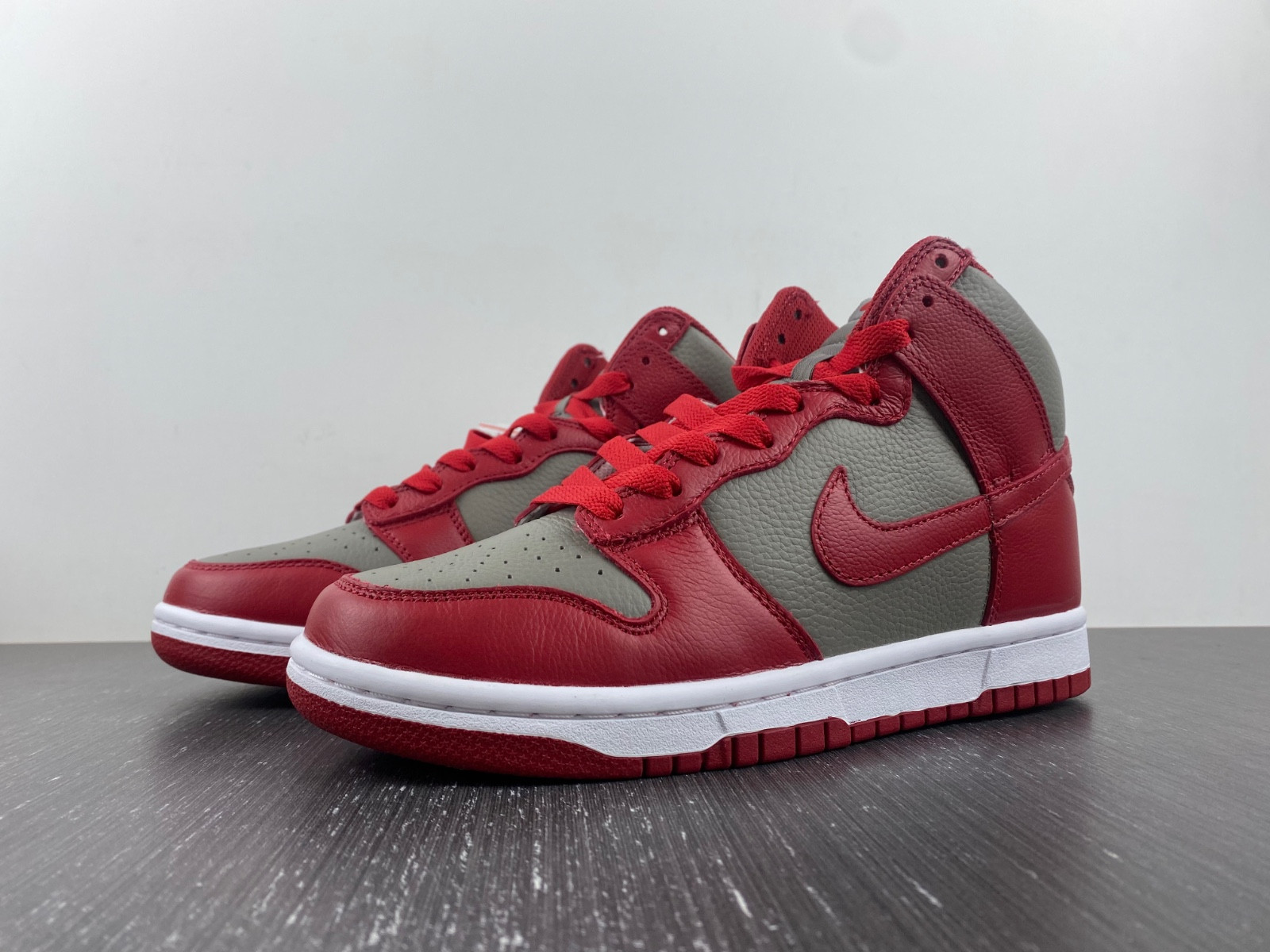 Nike Dunk High UNIV 850477-001