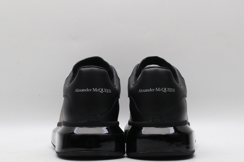 ALEXANDER MCQUEEN SNEAKER