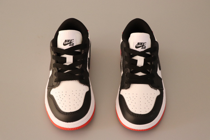 AIR JORDAN 1 KIDS SHOES