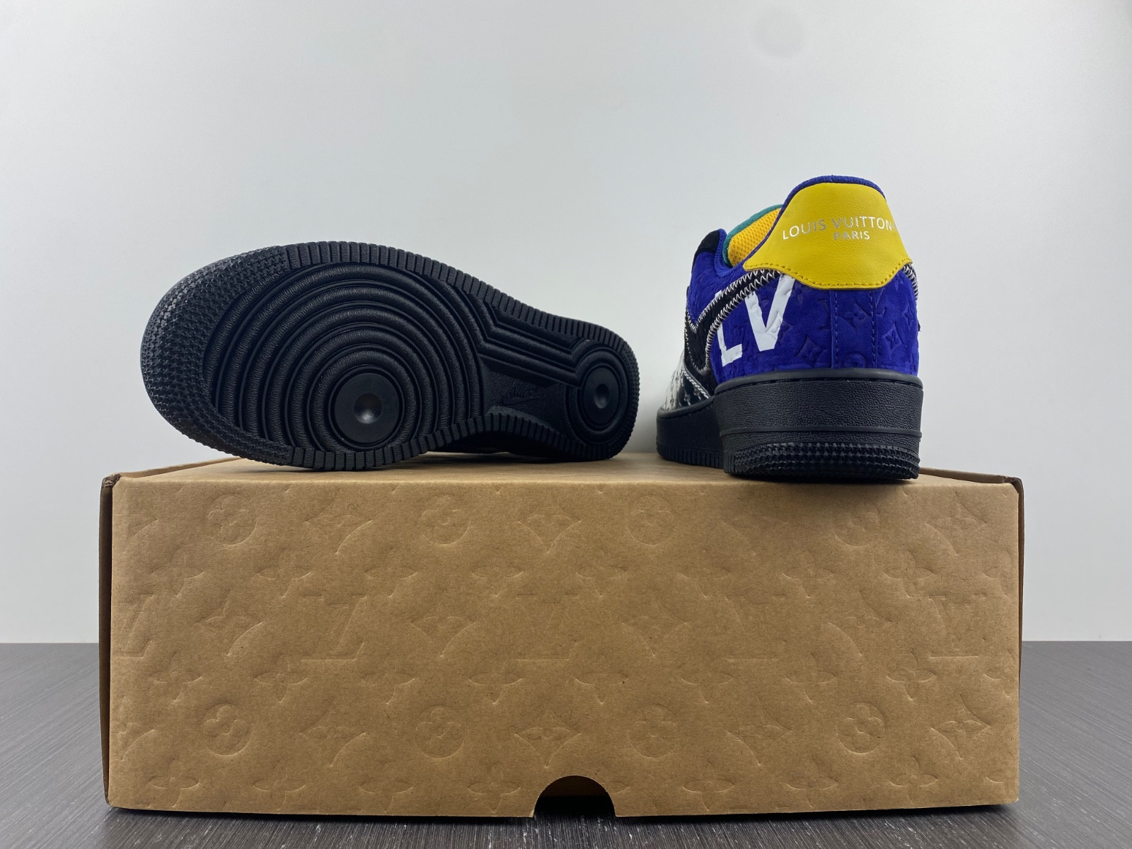 NIKE AIR FORCE 1 LOW BY VIRGIL ABLOH