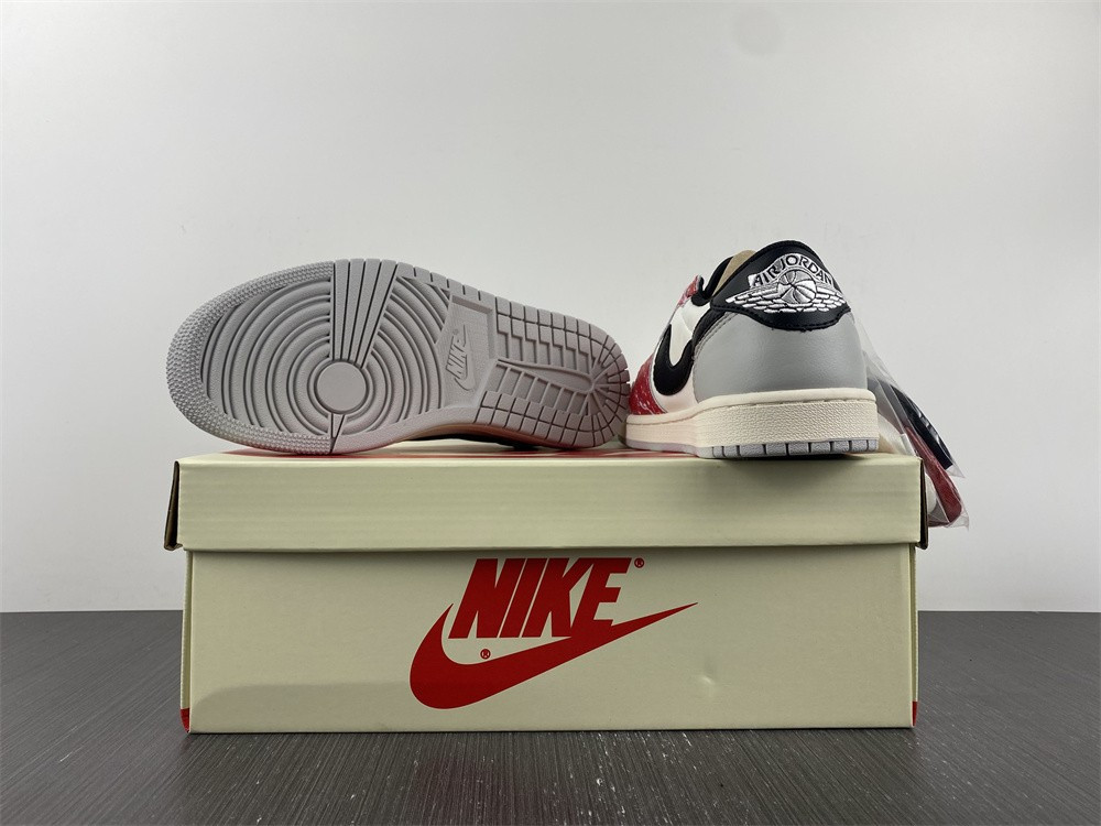 AIR JORDAN 1 LOW X FRAGENT X TRAVIS SCOTT DM7866-133