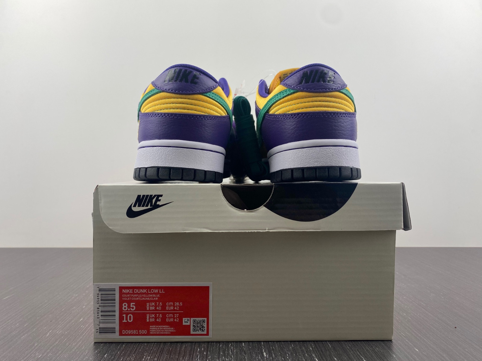 Nike Dunk Low LX Lisa Leslie (W) DO9581-500