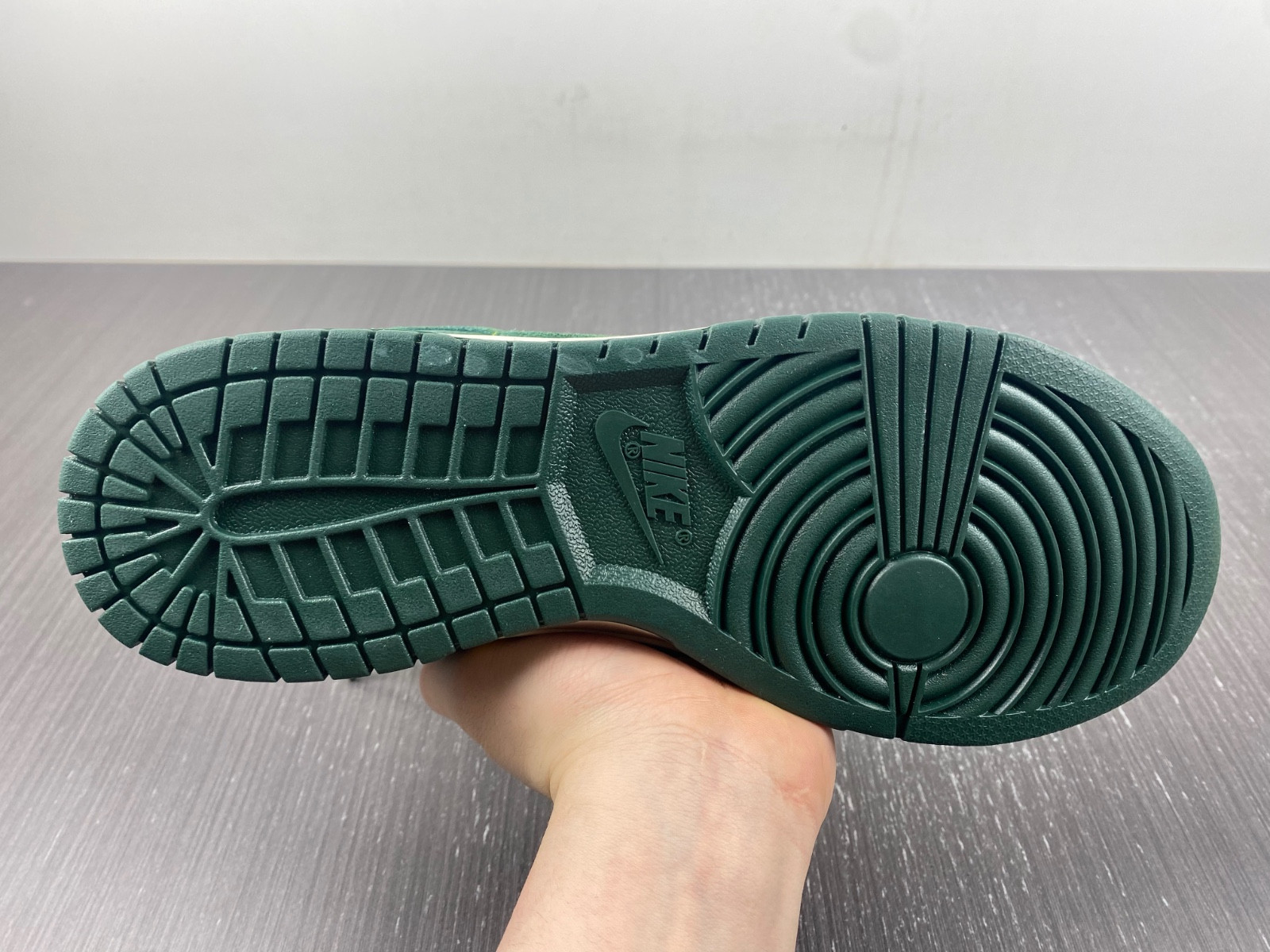 Nike Dunk Low SE Noble Green FD0350-133