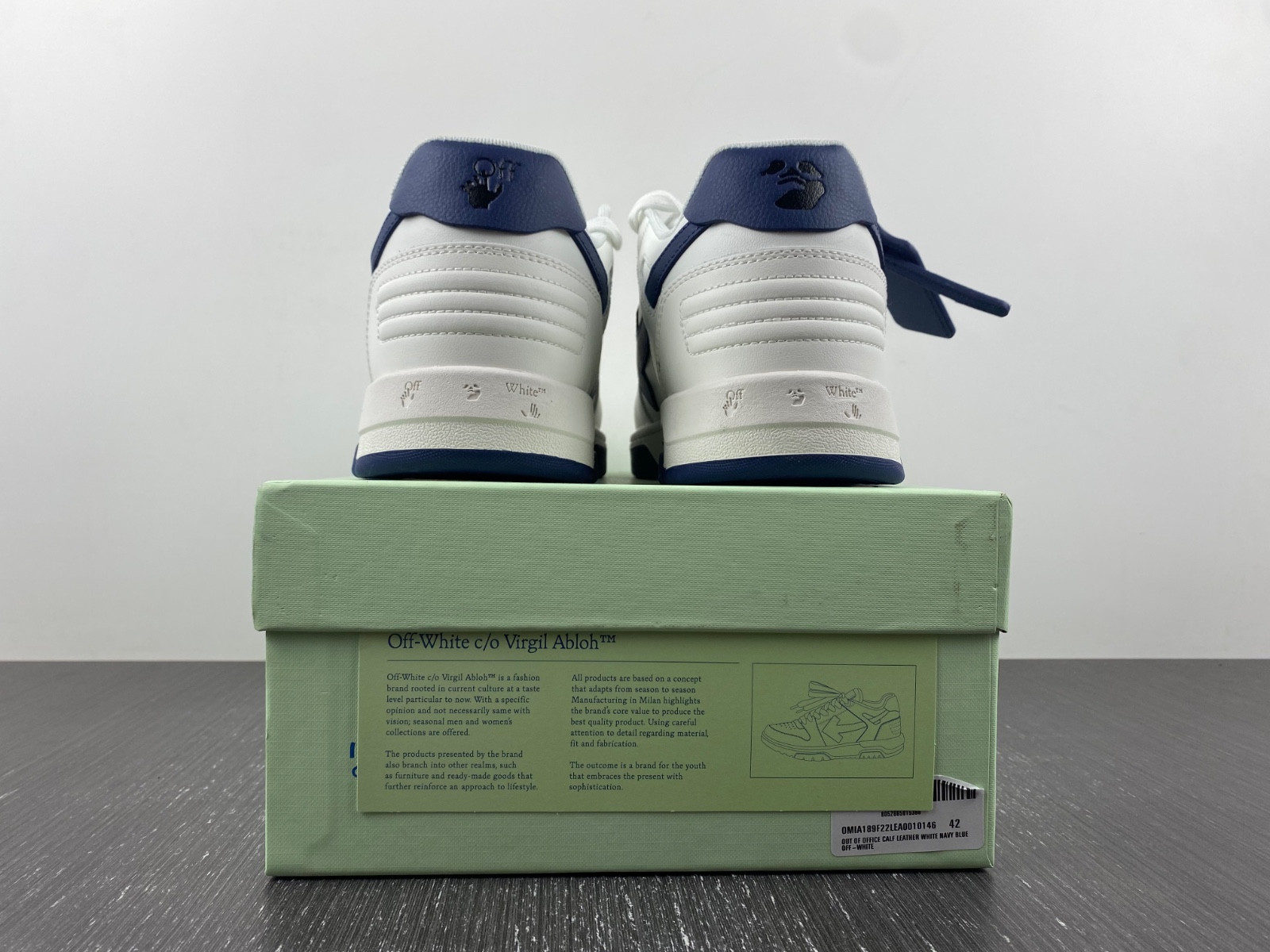 Off-White c/o Virgil Abloh