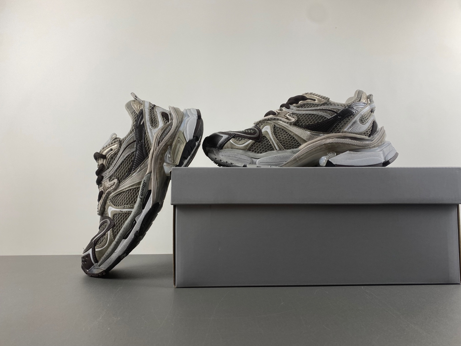 Ba*len*cia*ga runner 779066-w3rbxp-2000