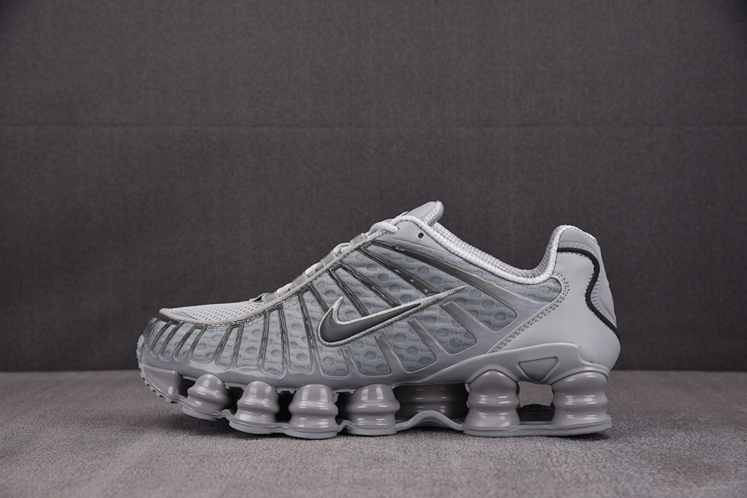 ike Shox TL "Wolf Grey" AV3595-015