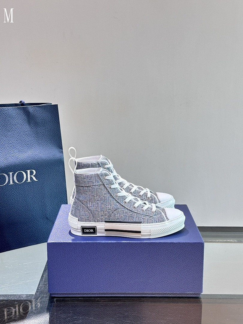 D B23 HIGH-TOP SNEAKERS