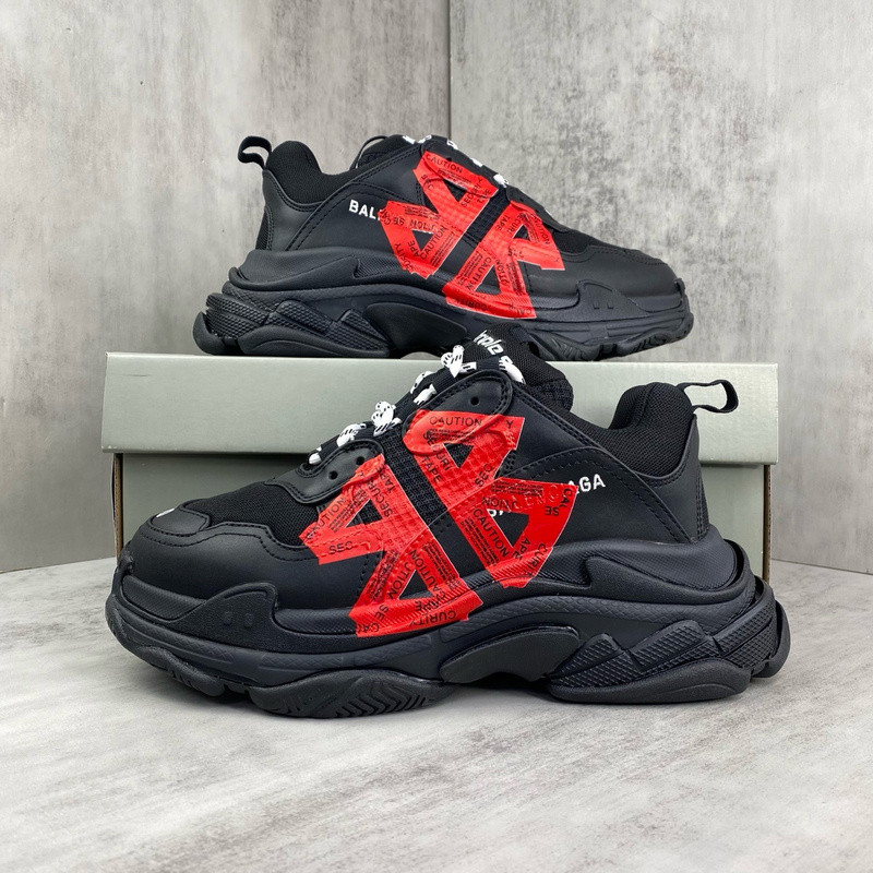 Ba1en*iaga TRIPLE S