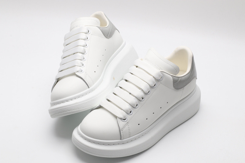 ALEXANDER MCQUEEN SNEAKER