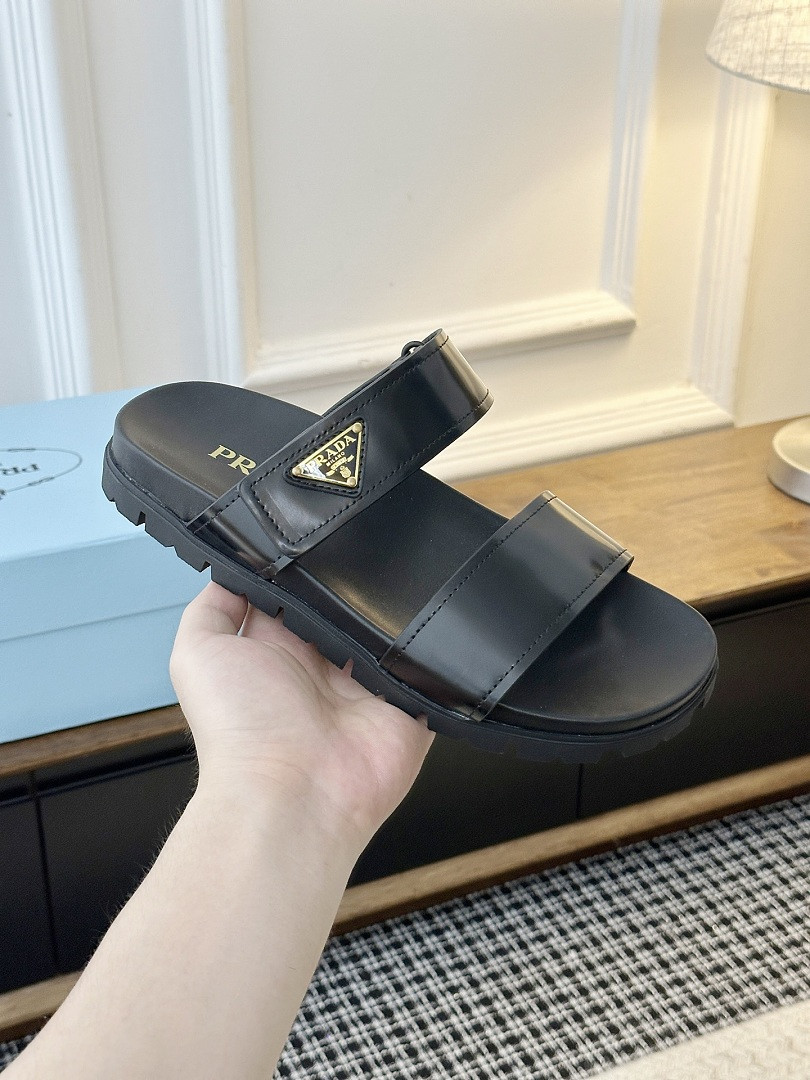 P*DA Slippers(SHINY BLACK)