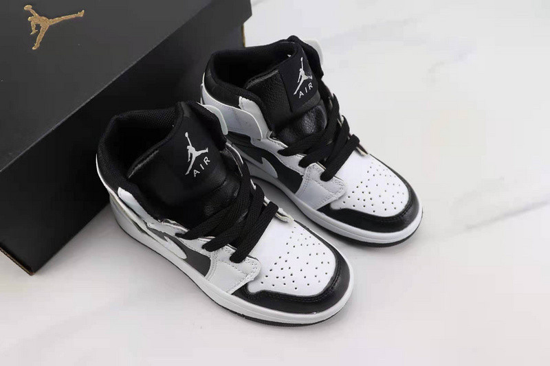 AIR JORDAN 1 KIDS SHOES