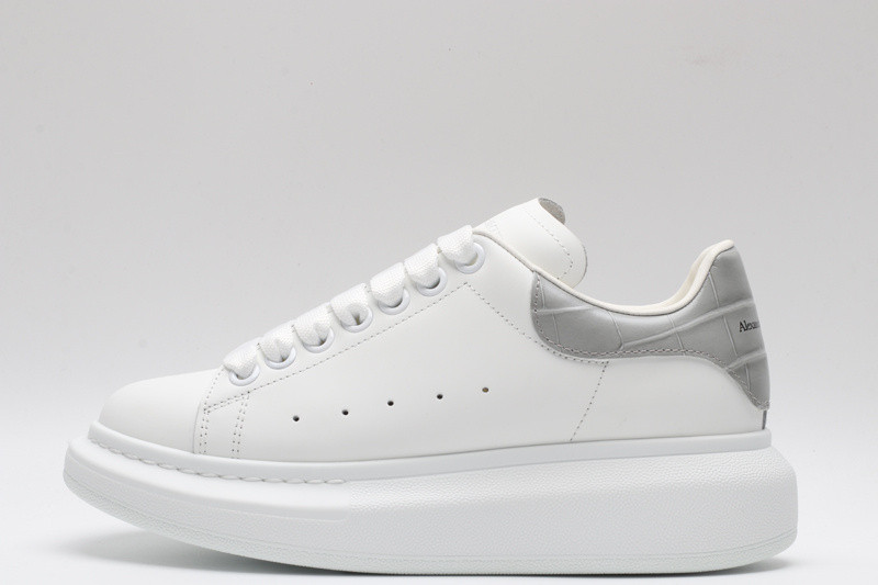 ALEXANDER MCQUEEN SNEAKER