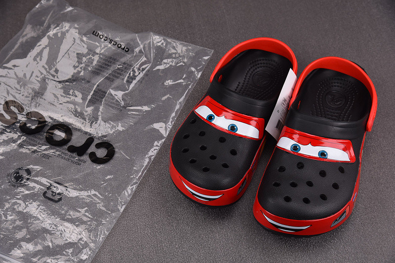 Cr*0*s classic clog