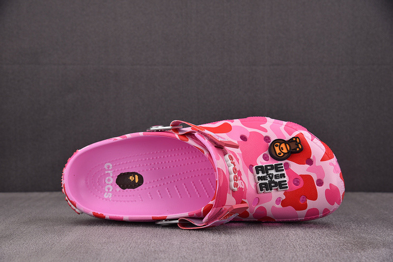 Cr*0*s classic clog a bathing ape abc camo pink