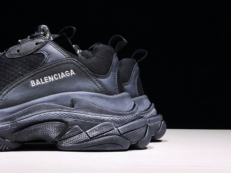 Ba*len*cia*ga 2019ss triple-s sneaker 534219 w09o1 1000
