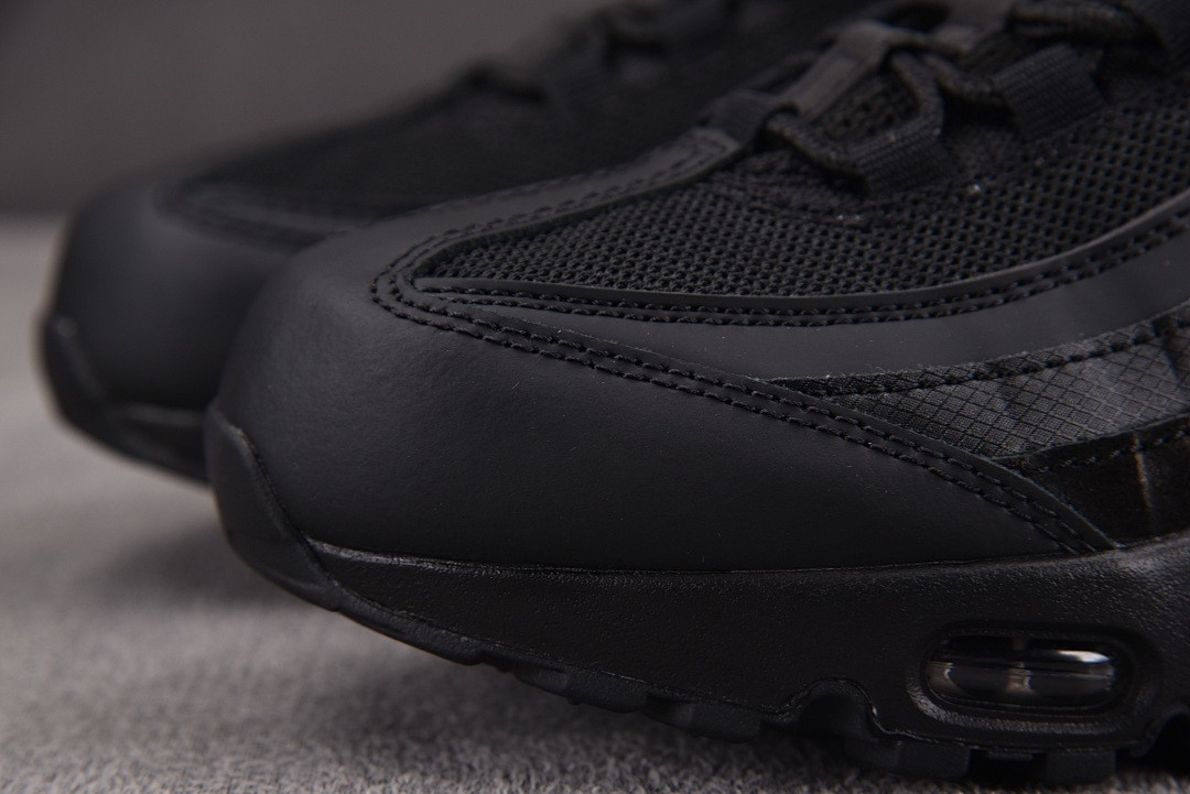 Nike Air Max 95 Essential Triple Black CI3705-001