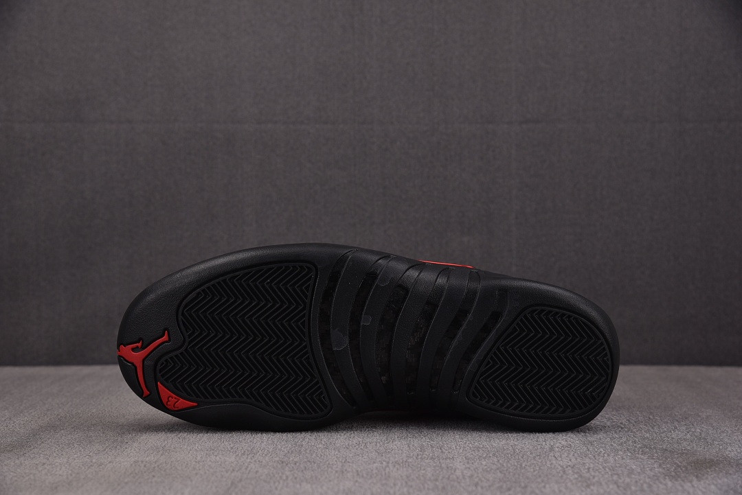 Air Jordan 12 