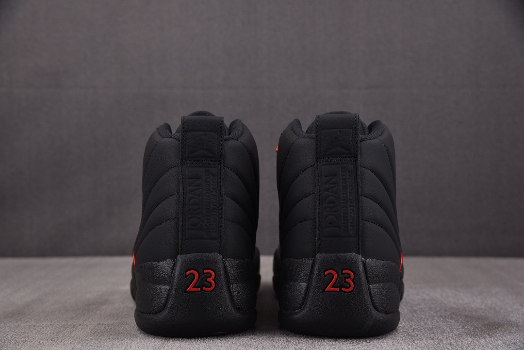 Air Jordan 12 
