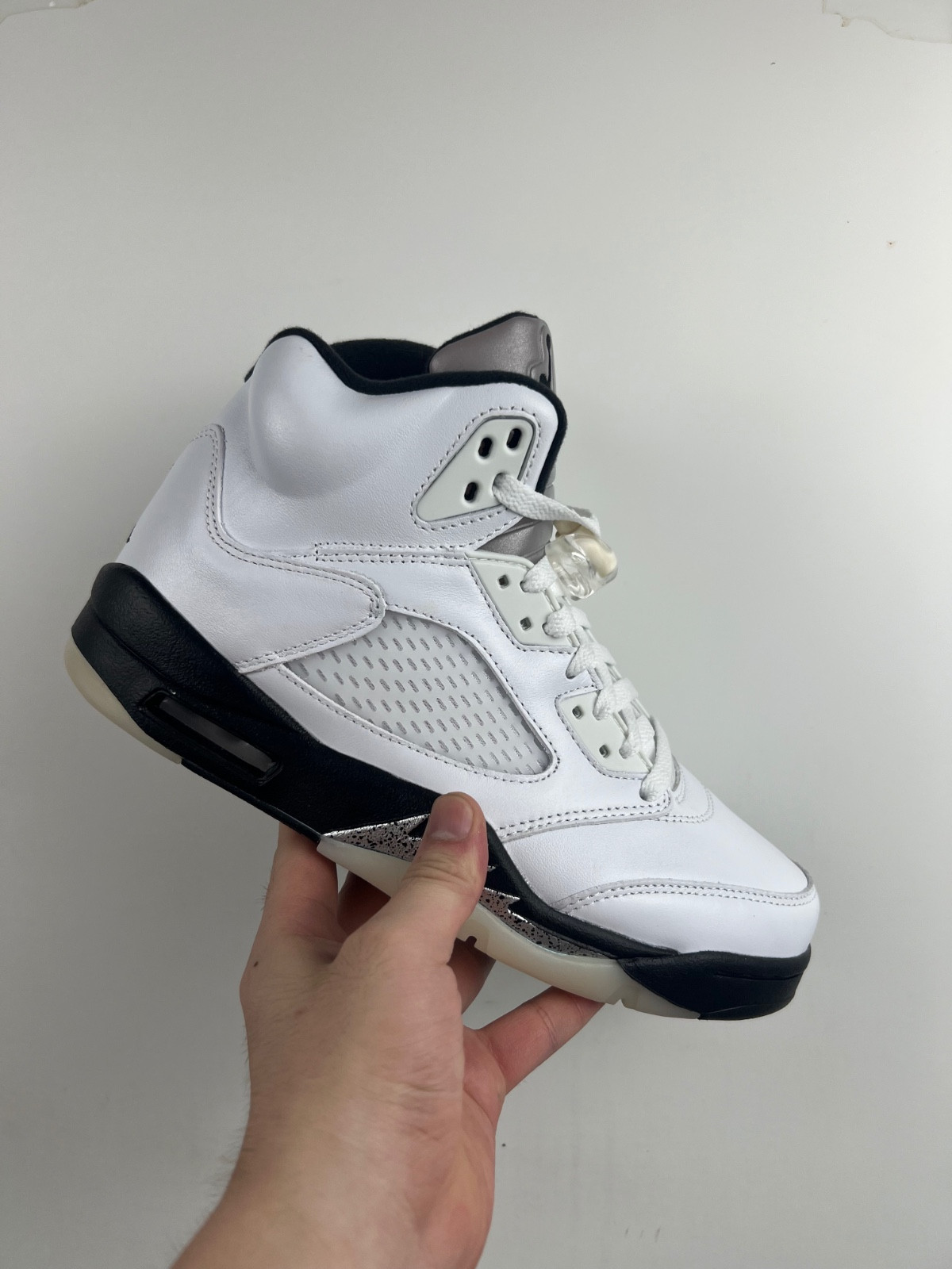 Air Jordan 5 "White/Black" DD0587-110
