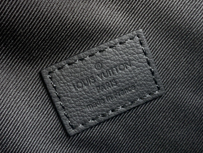 l0vis Vvtt0n rush bumbag-30*15*8cm