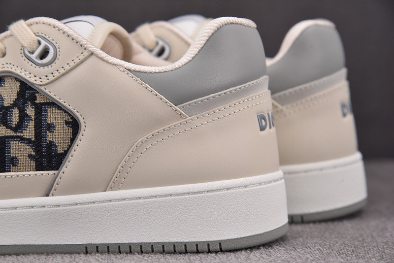 DIOR SNEAKERS