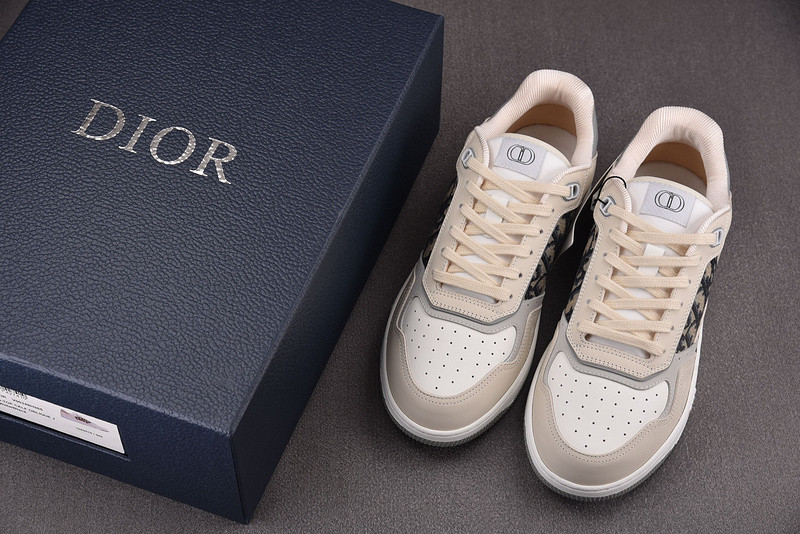DIOR SNEAKERS