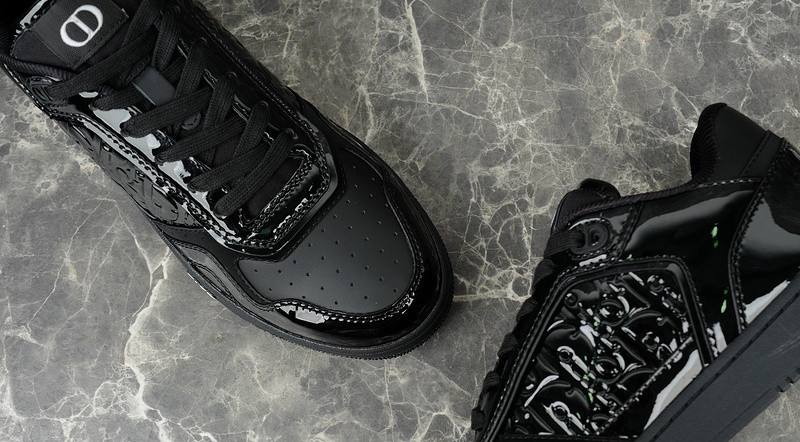 DIOR SNEAKERS