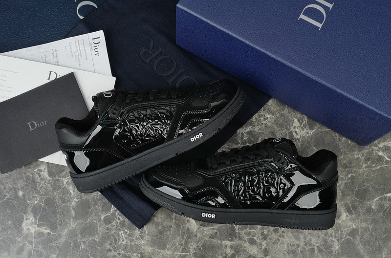 DIOR SNEAKERS