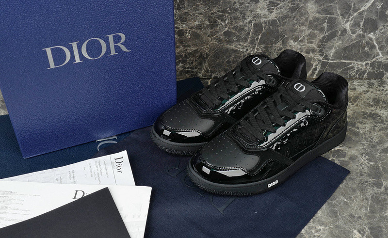 DIOR SNEAKERS