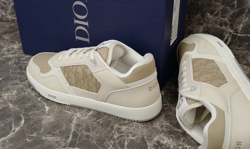 DIOR SNEAKERS