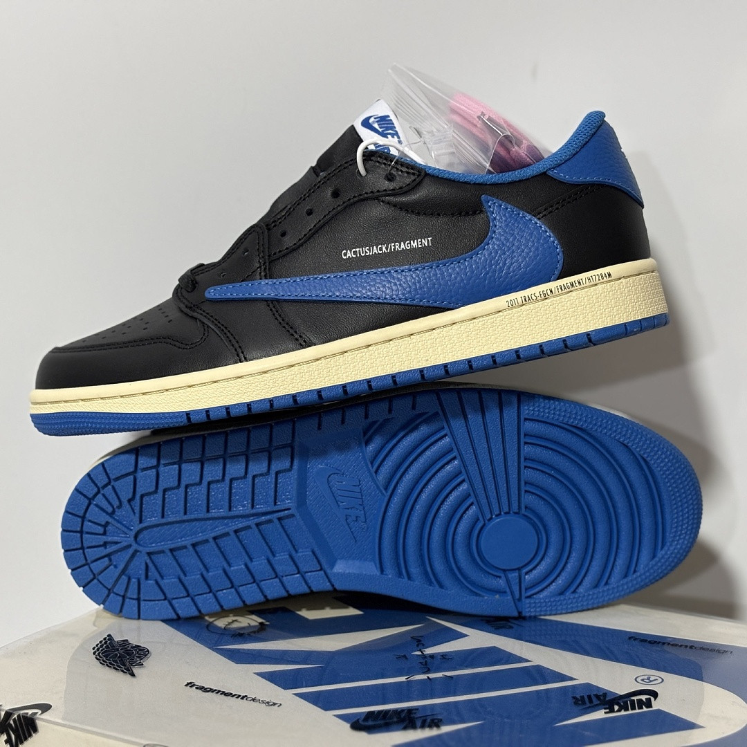 Travis Scott x Air Jordan 1 Low WMNS DM7866-041