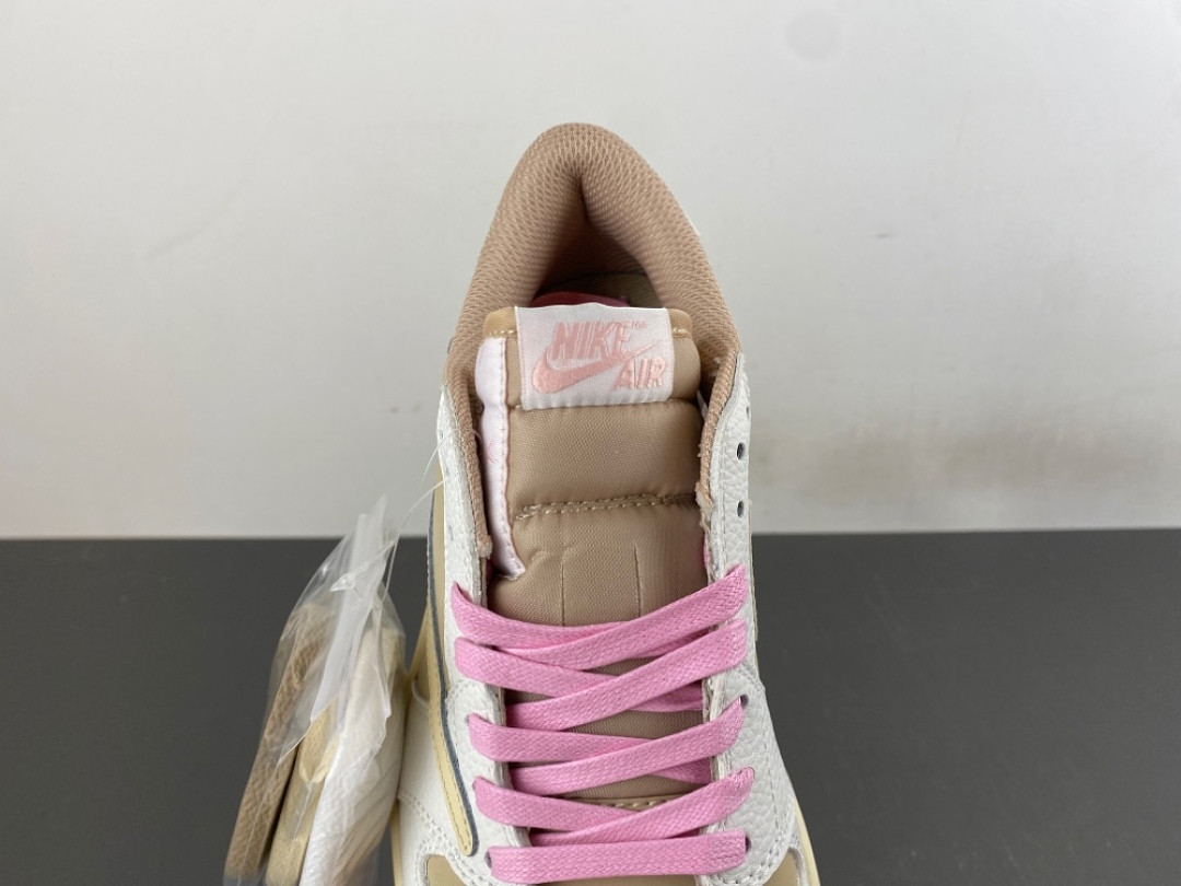 Travis Scott x Air Jordan 1 Low OG "Muslin" DM7866-106