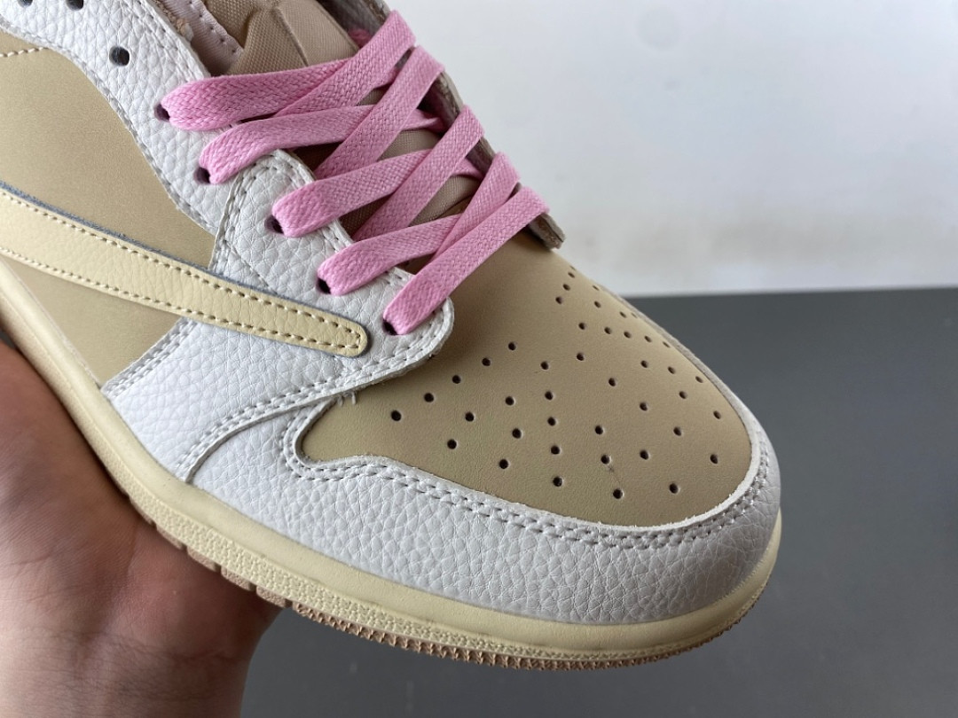 Travis Scott x Air Jordan 1 Low OG "Muslin" DM7866-106