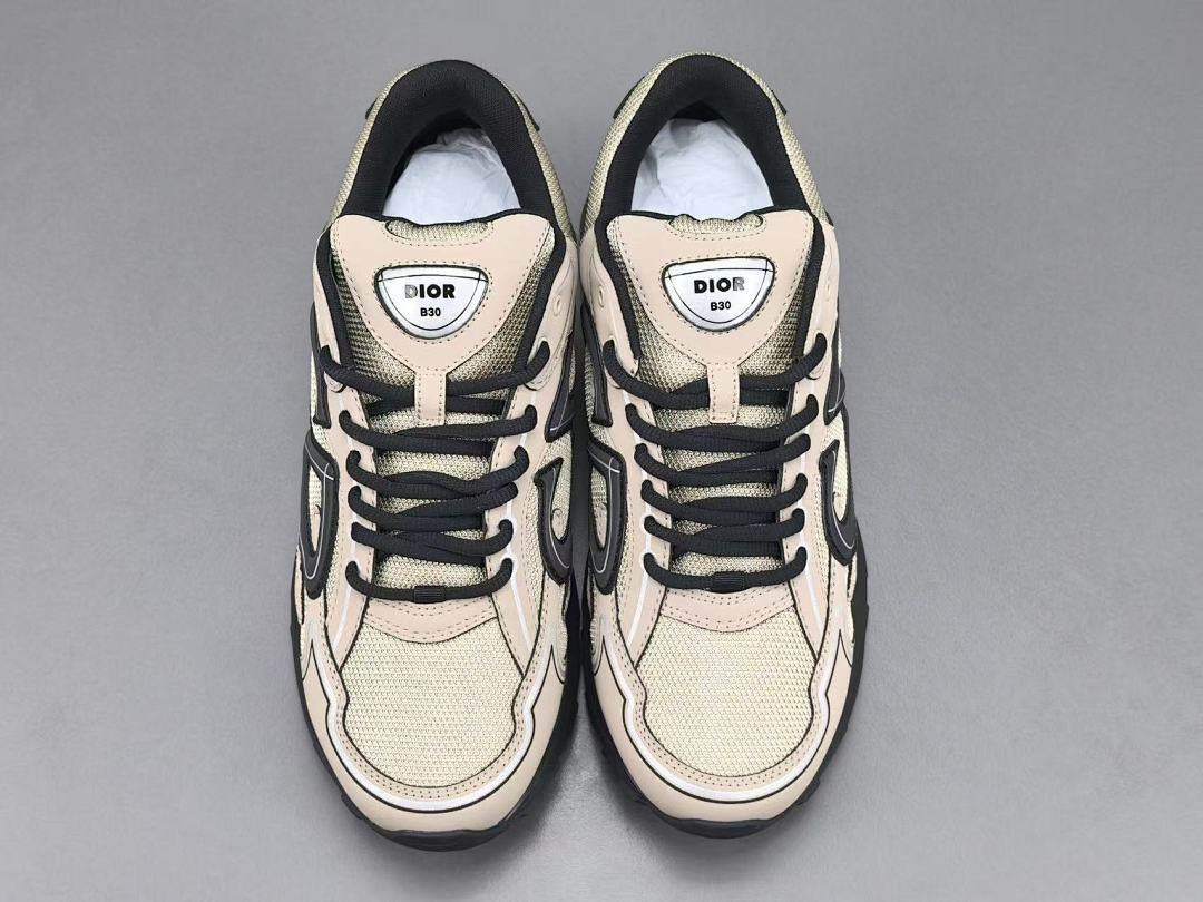 DR B30 SNEAKER