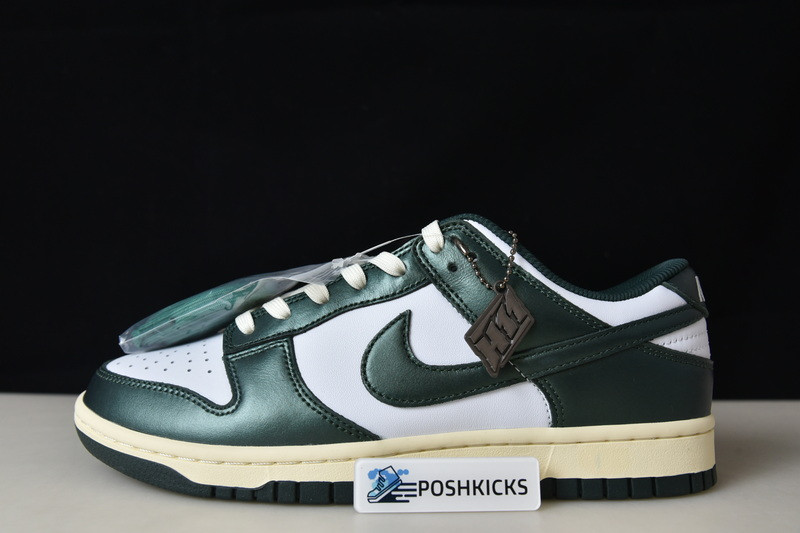 Nike Dunk Low Vintage Green (W) DQ8580-100