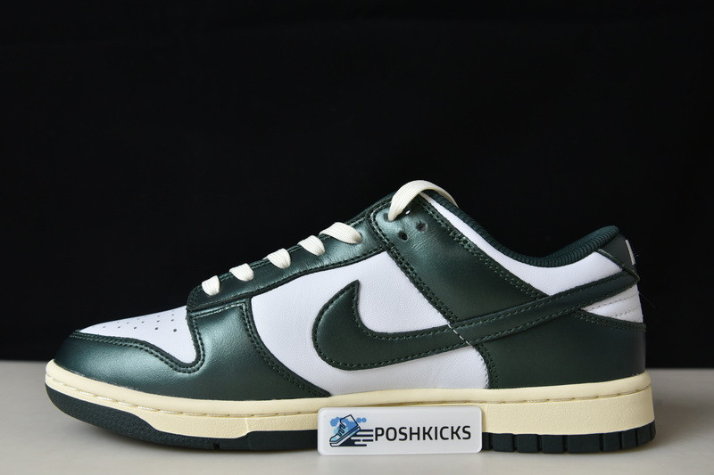 Nike Dunk Low Vintage Green (W) DQ8580-100