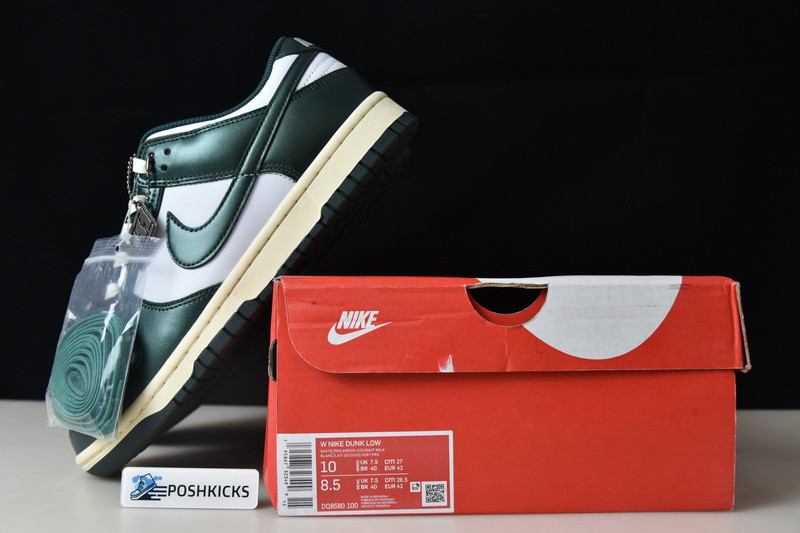 Nike Dunk Low Vintage Green (W) DQ8580-100