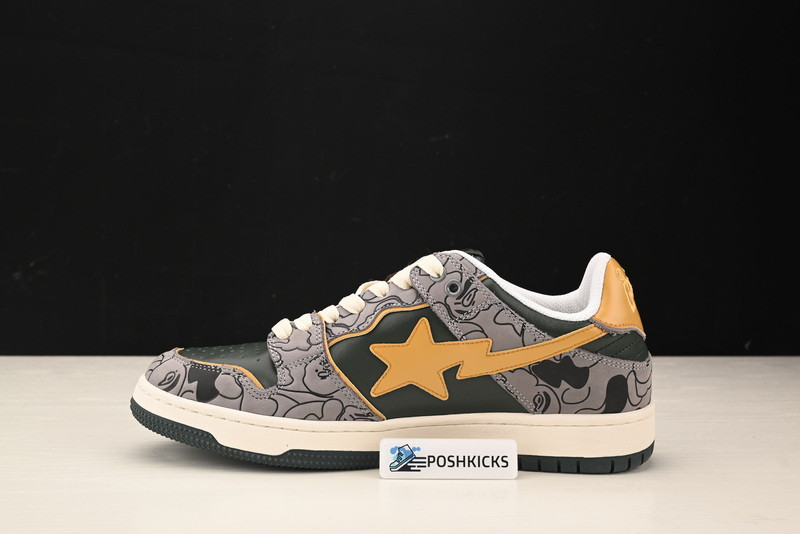 BAPE SNEAKERS