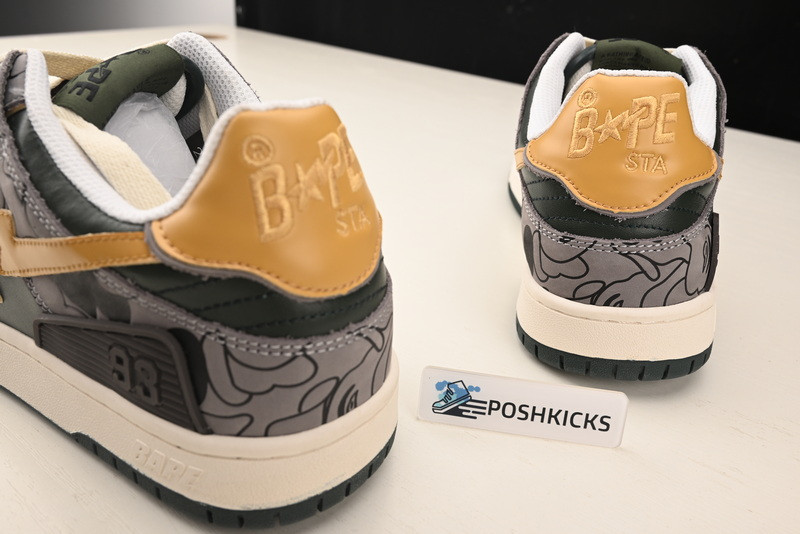 BAPE SNEAKERS