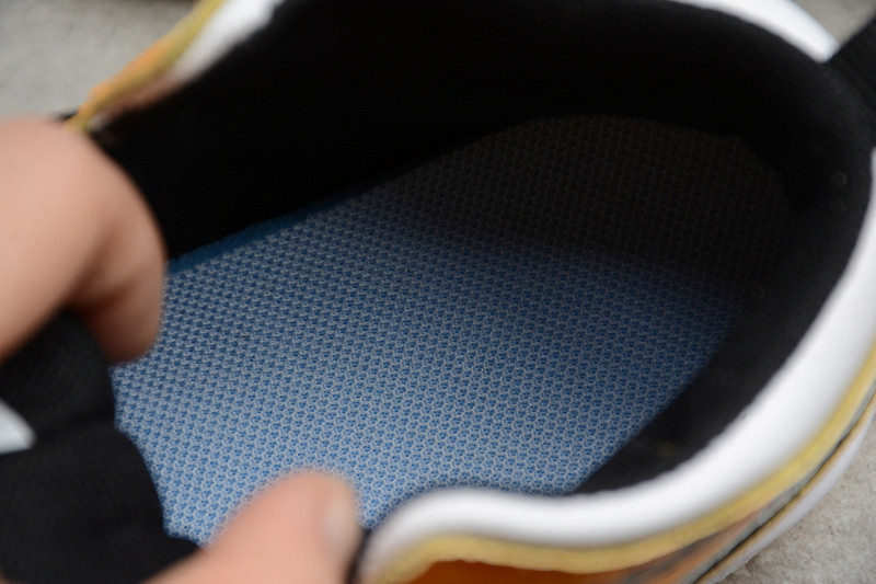 AIR JORDAN 1 MID GS 852542-700