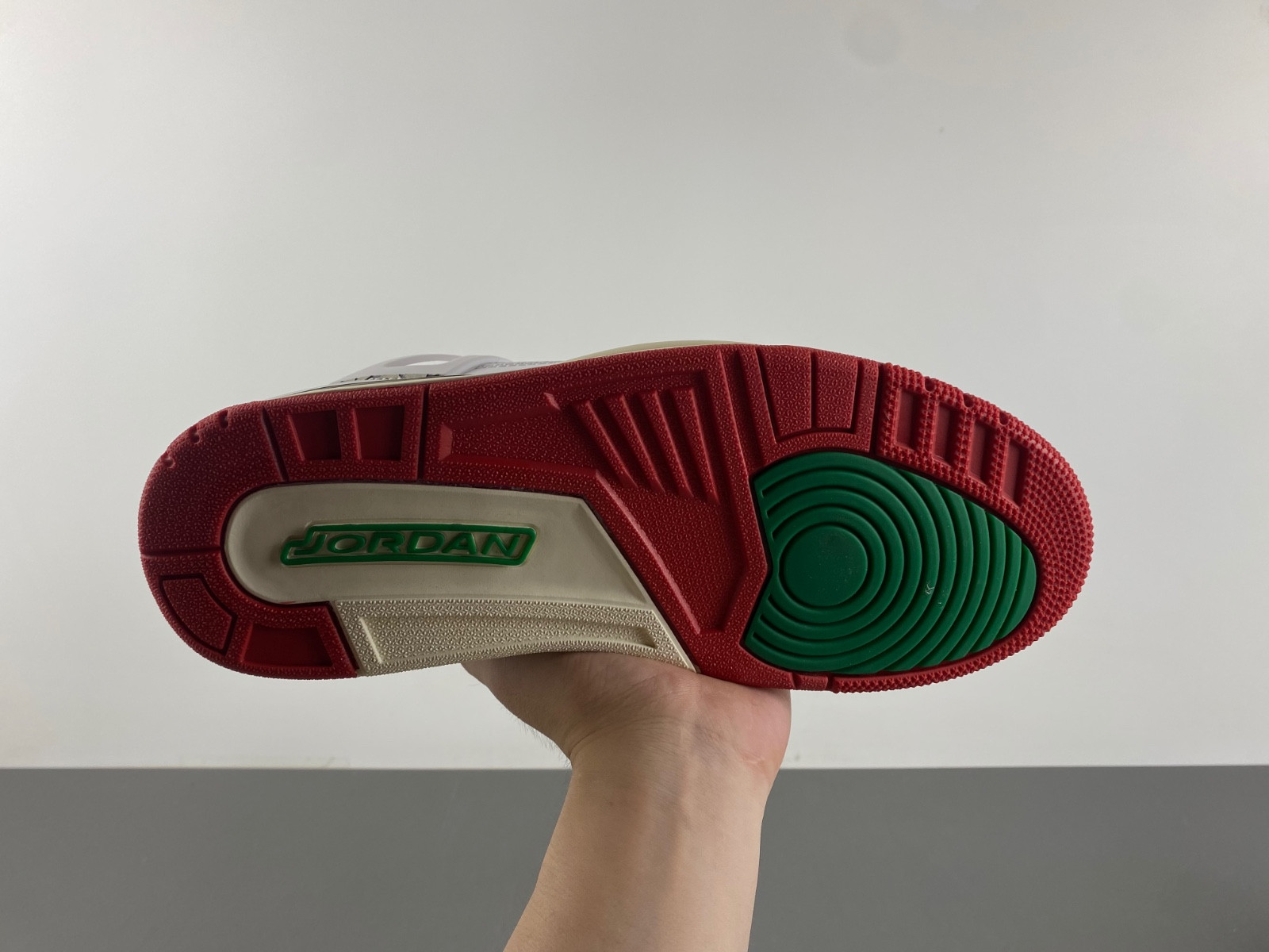 Jordan Spizike Low Do the Right Thing 35th Anniversary F315371-125